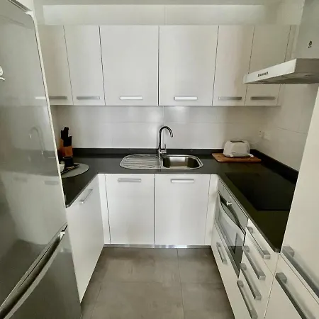 Estudio Céntrico Con Terraza Y Parking Privado * Ourense