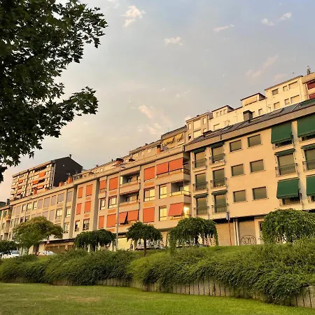 Estudio Centrico 1 Con Terraza Y Parking Privado * Ourense