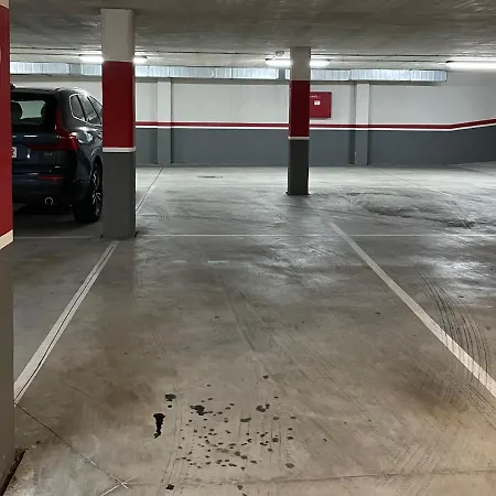 Estudio Centrico 1 Con Terraza Y Parking Privado * Ourense