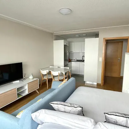Estudio Céntrico Con Terraza Y Parking Privado * Ourense